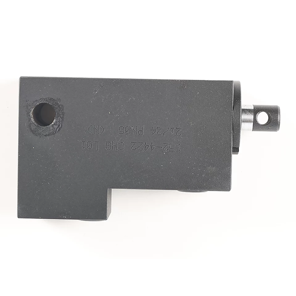 152-4422: 54mm Stroke Coupler Cylinder 1524422 купить
